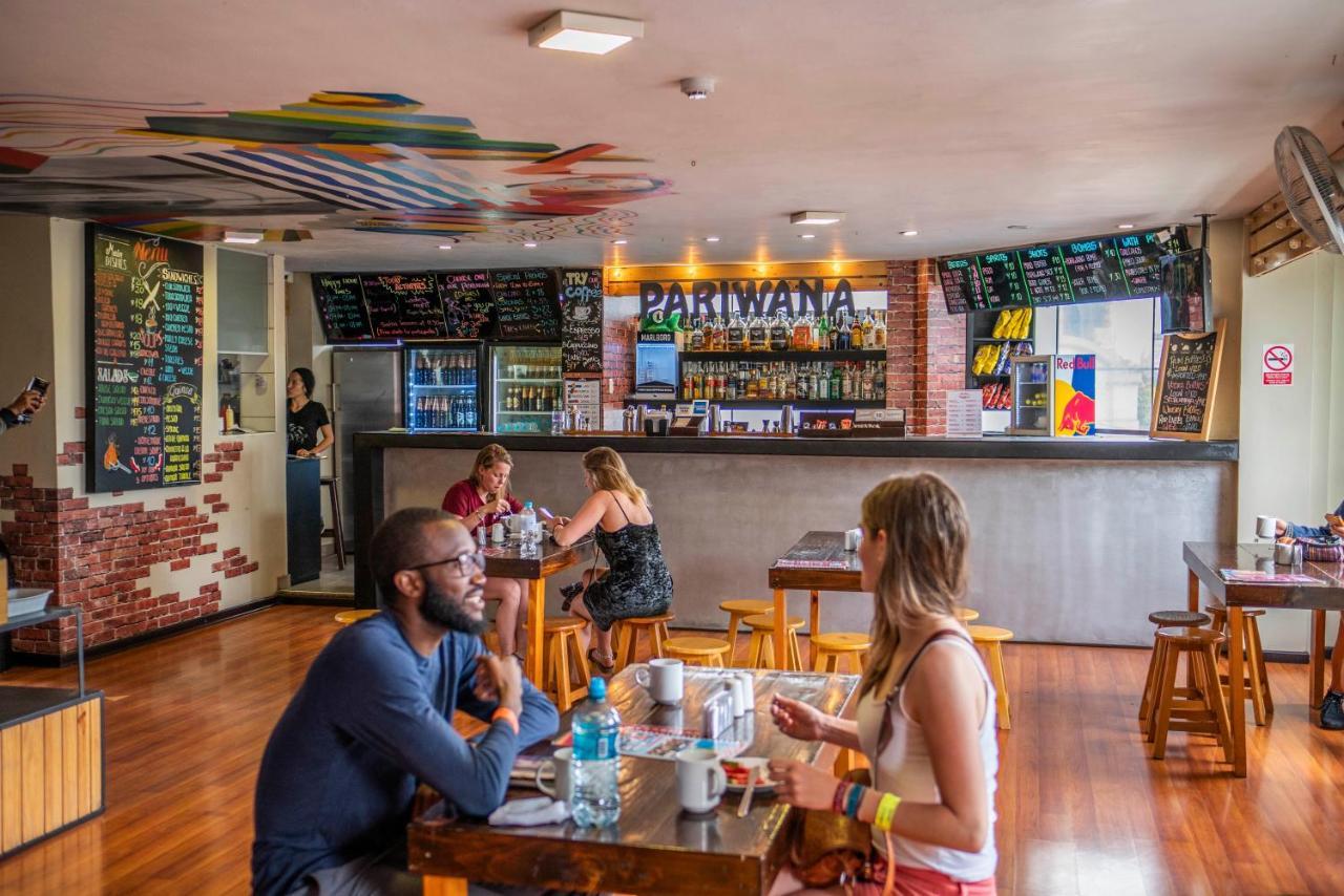 Pariwana Hostel Lima Bagian luar foto