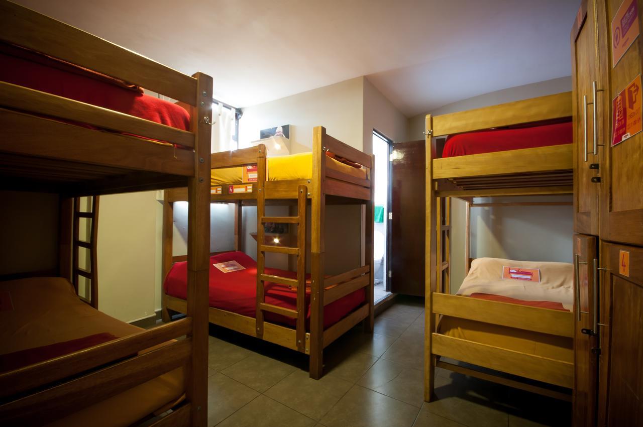 Pariwana Hostel Lima Bagian luar foto
