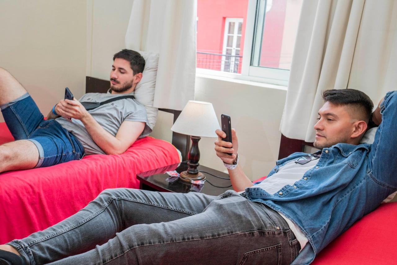 Pariwana Hostel Lima Bagian luar foto